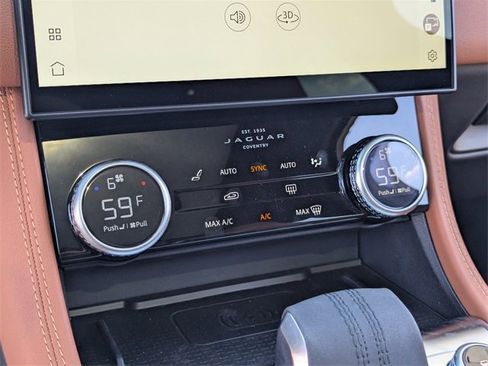 New 2026 Jaguar F-PACE R-Dynamic S image 23