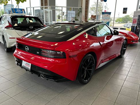 New 2025 Nissan Z Performance w/ Floor Mat Package image 4