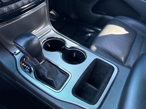 Used 2020 Jeep Grand Cherokee Limited X image 23