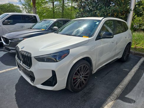 Used 2025 BMW X1 xDrive28i w/ M Sport Package image 3