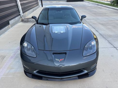 Used 2009 Chevrolet Corvette ZR1 w/ Preferred Equipment Group RWD image 5