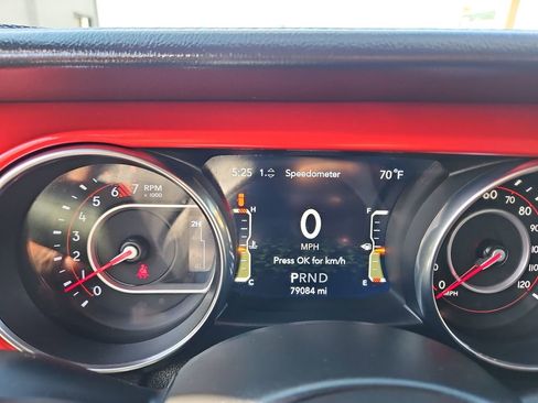 Used 2019 Jeep Wrangler Unlimited Rubicon AWD/4WD image 17