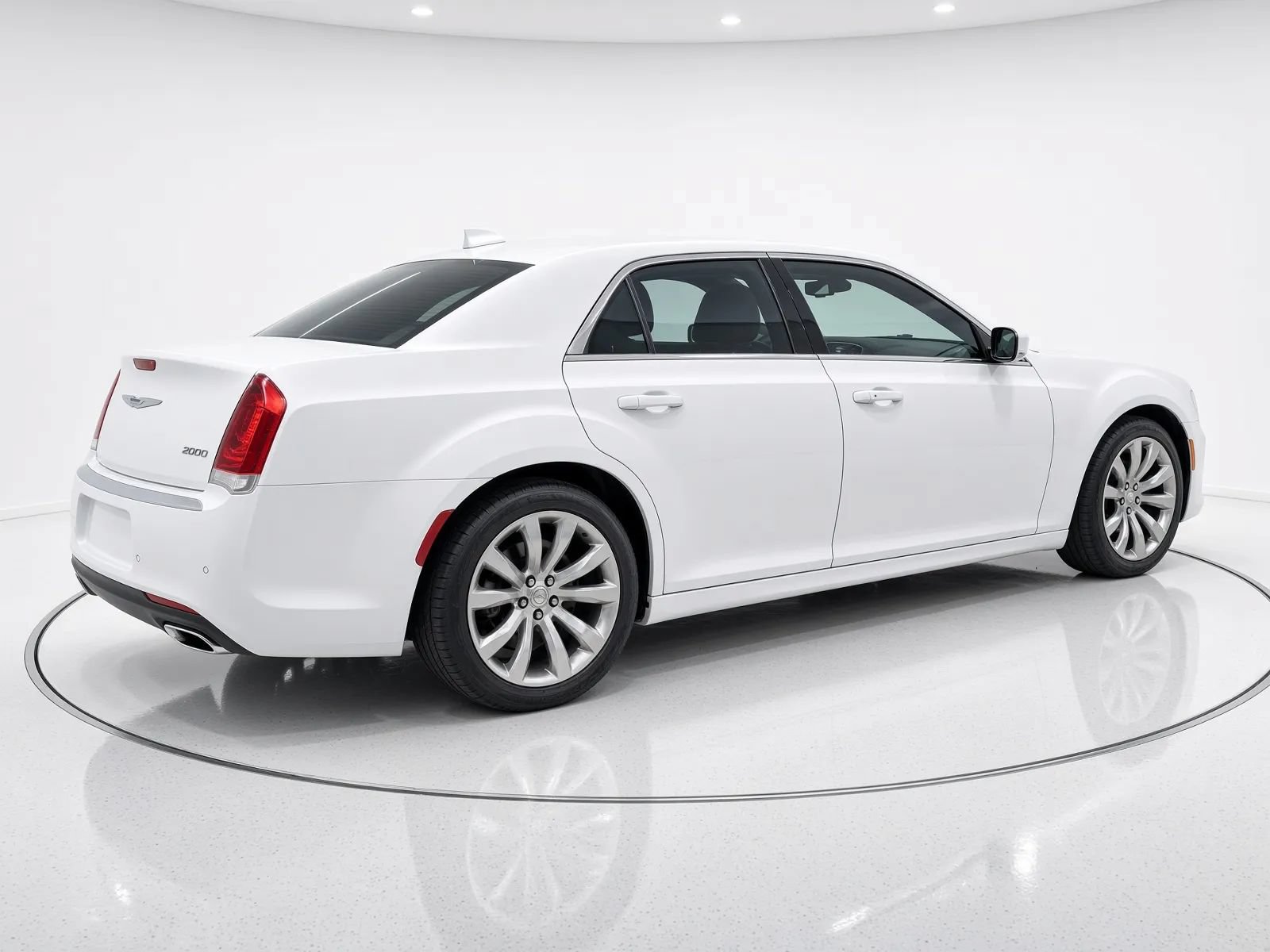 Used 2018 Chrysler 300 Touring L RWD image 5