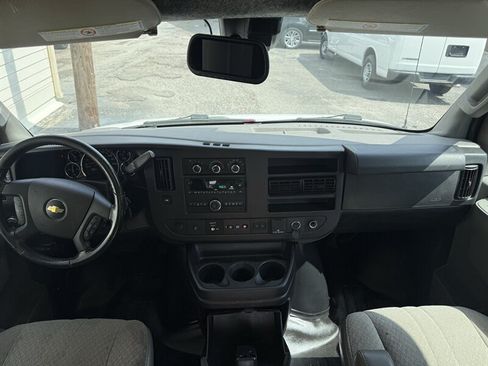 Used 2021 Chevrolet Express 3500 w/ Power Convenience Package RWD image 13