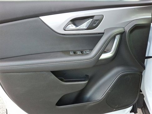 Used 2023 Chevrolet Blazer LT image 15