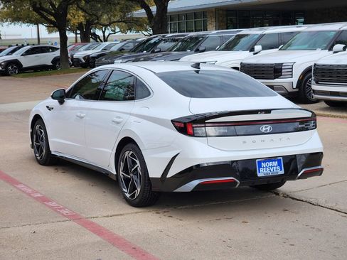 New 2026 Hyundai Sonata SEL FWD image 3