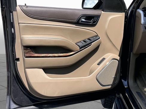 Used 2018 GMC Yukon SLT w/ Premium Edition RWD image 22