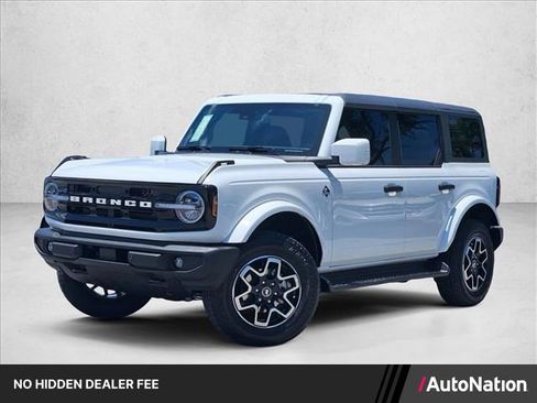 New 2026 Ford Bronco Outer Banks AWD/4WD image 1