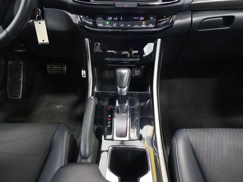 Used 2016 Honda Accord Sport image 20