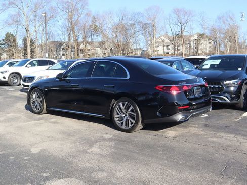 Used 2025 Mercedes-Benz E 450 4MATIC Sedan image 5