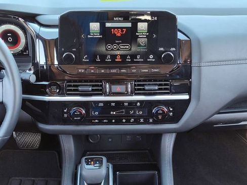 Used 2025 Nissan Pathfinder Platinum w/ Cargo Package image 22