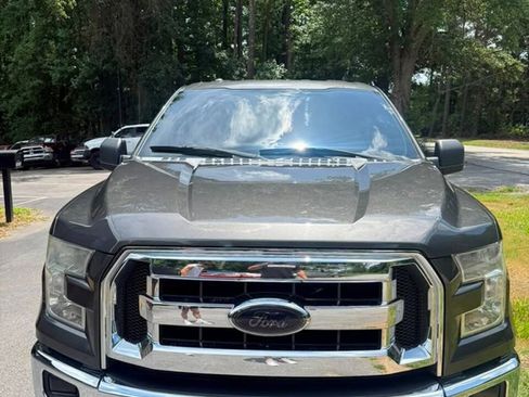 Used 2015 Ford F150 XLT w/ Equipment Group 301A Mid AWD/4WD image 8
