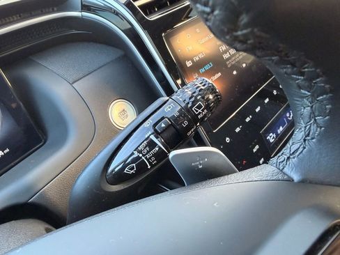 Used 2023 Hyundai Tucson Limited image 18