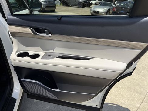 Used 2021 Hyundai Palisade SEL w/ Premium Package FWD image 30