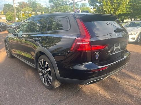 Used 2021 Volvo V60 T5 Cross Country w/ Climate Package AWD/4WD image 5