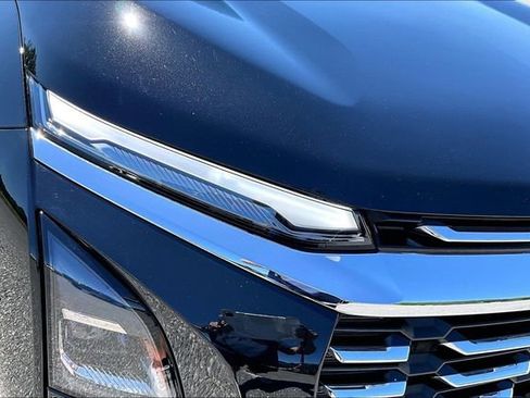 Used 2026 Chevrolet Equinox LT AWD/4WD image 27