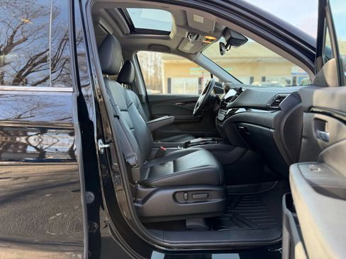 Used 2020 Honda Pilot Touring image 48