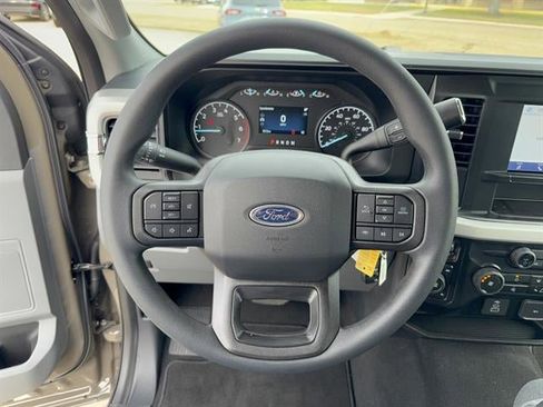 New 2026 Ford F250 XLT w/ FX4 Off-Road Package image 12