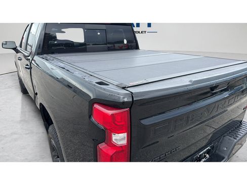 Used 2020 Chevrolet Silverado 1500 LT Trail Boss AWD/4WD image 28