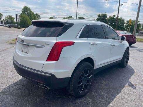 Used 2017 Cadillac XT5 Luxury w/ Driver Awareness Package FWD image 4