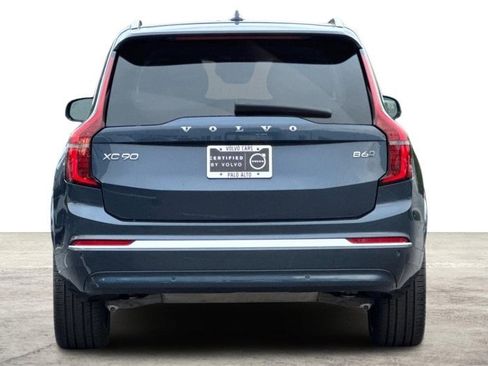 Certified 2025 Volvo XC90 B6 Plus image 9