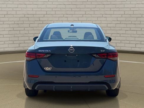 Used 2024 Nissan Sentra SV FWD image 6