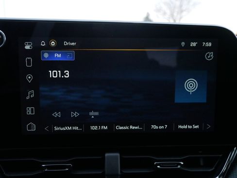Certified 2025 Chevrolet Equinox RS w/ Safety and Technology Package image 19