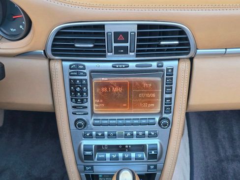 Used 2006 Porsche 911 Cabriolet image 45