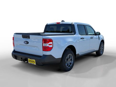 New 2026 Ford Maverick XLT w/ Equipment Group 301A AWD/4WD image 5