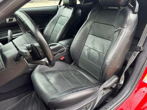 Used 2020 Ford Mustang Premium RWD image 10