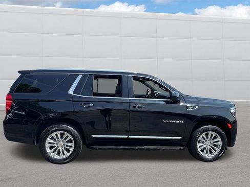 Used 2024 GMC Yukon SLT image 12