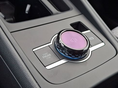 New 2026 Volkswagen Tiguan S AWD/4WD image 16