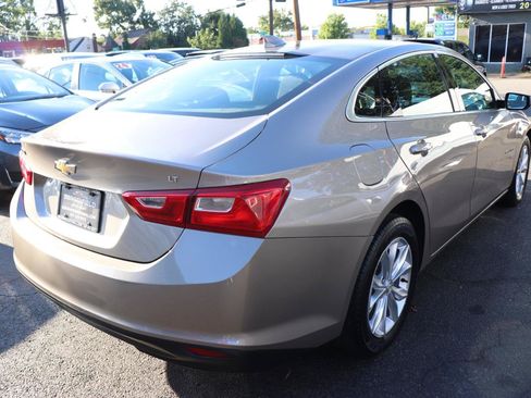 Used 2023 Chevrolet Malibu LT FWD image 5