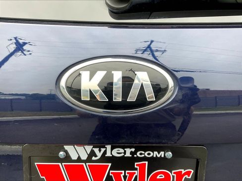 Used 2020 Kia Sorento S FWD image 24