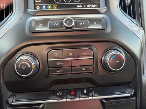 Used 2019 Chevrolet Silverado 1500 Custom image 26