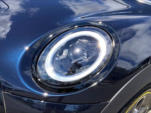 Certified 2024 MINI Cooper SE image 28