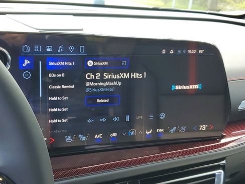 New 2026 Chevrolet Traverse RS w/ LPO, Floor Liner Package AWD/4WD image 26