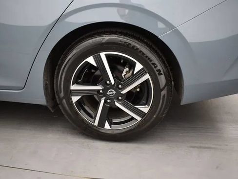 Used 2024 Nissan Sentra SV FWD image 34