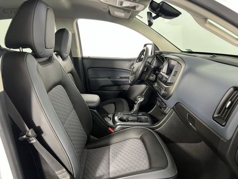 Used 2022 Chevrolet Colorado Z71 w/ Safety Package image 30