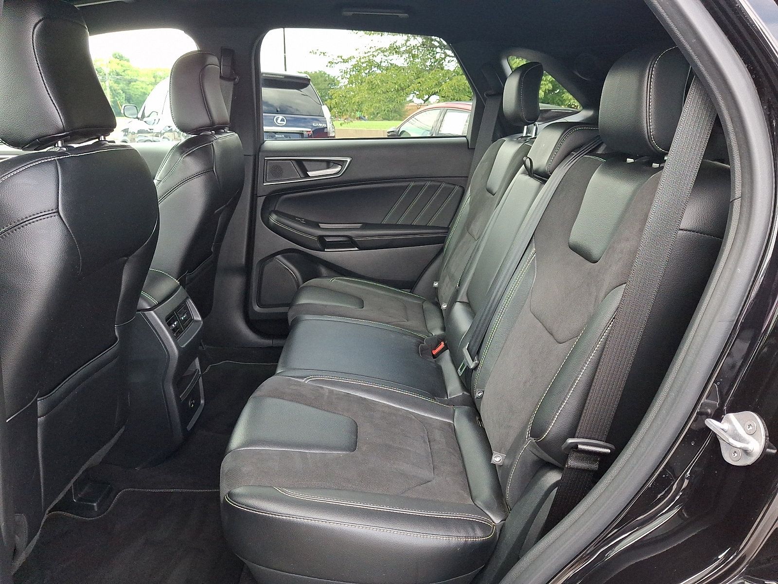 Certified 2022 Ford Edge ST w/ Cargo Accessory Package AWD/4WD image 10
