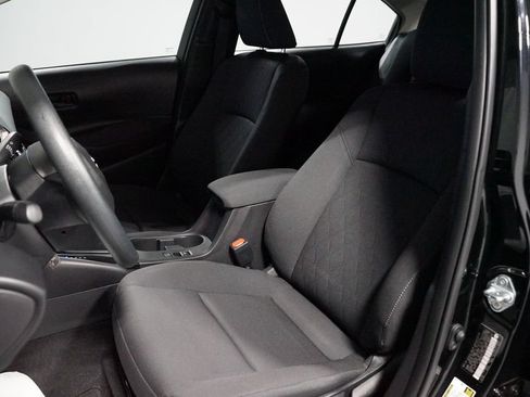 Certified 2025 Toyota Corolla LE FWD image 24