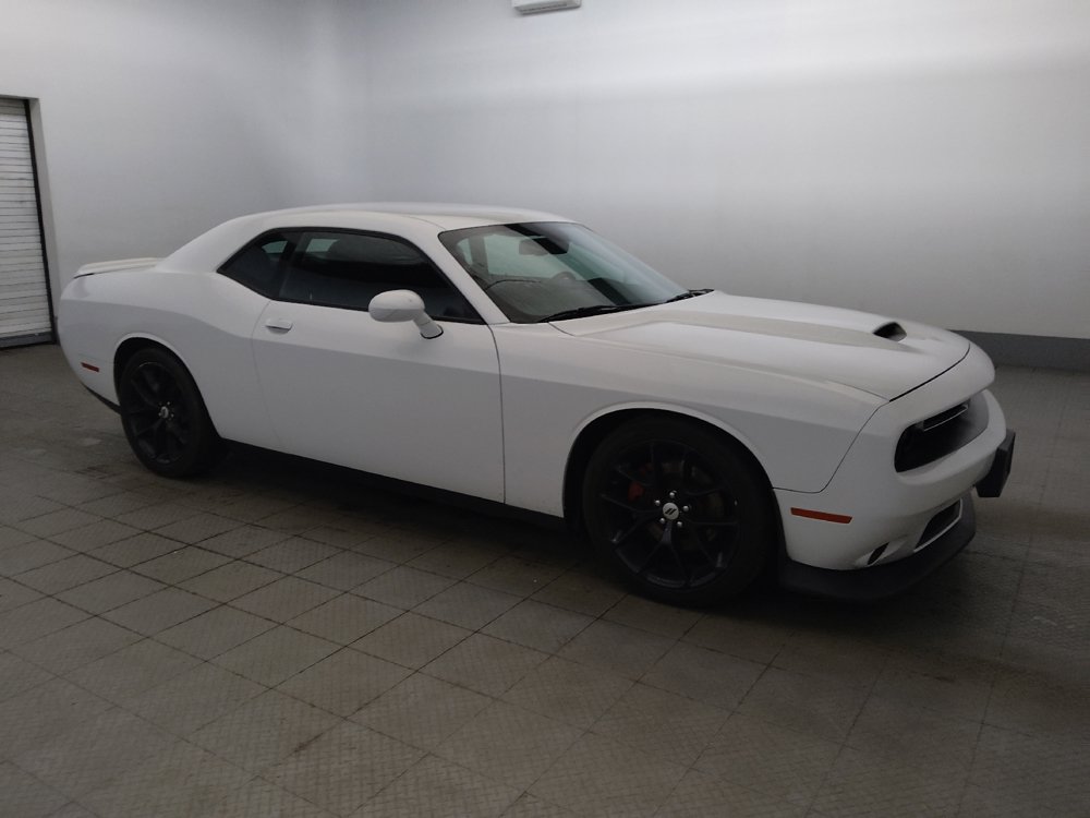 Used 2022 Dodge Challenger GT RWD image 11