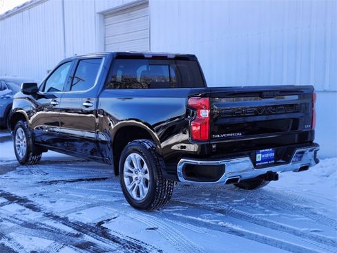 Used 2022 Chevrolet Silverado 1500 LTZ w/ LTZ Convenience Package II image 3
