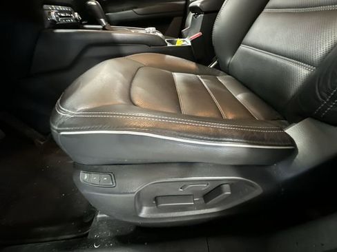 Used 2025 MAZDA CX-5 AWD 2.5 S w/ Preferred Package image 18