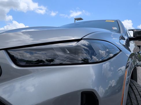 Used 2025 BMW X6 M60i AWD/4WD image 3