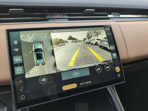 Used 2024 Land Rover Range Rover Sport Dynamic SE image 18