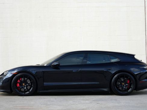 Used 2024 Porsche Taycan GTS AWD/4WD image 9