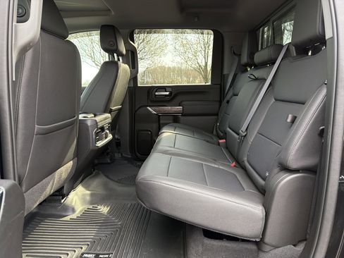 Used 2022 Chevrolet Silverado 2500 LTZ w/ LTZ Premium Package image 31