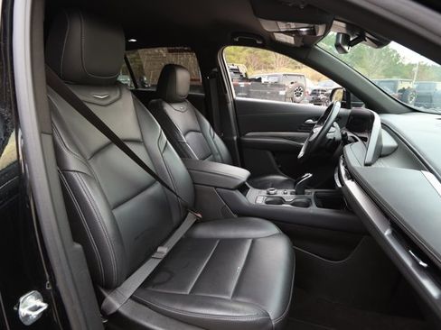 Used 2024 Cadillac XT4 Premium Luxury image 27