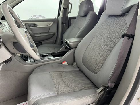 Used 2017 Chevrolet Traverse LT w/ Style and Technology Package AWD/4WD image 29